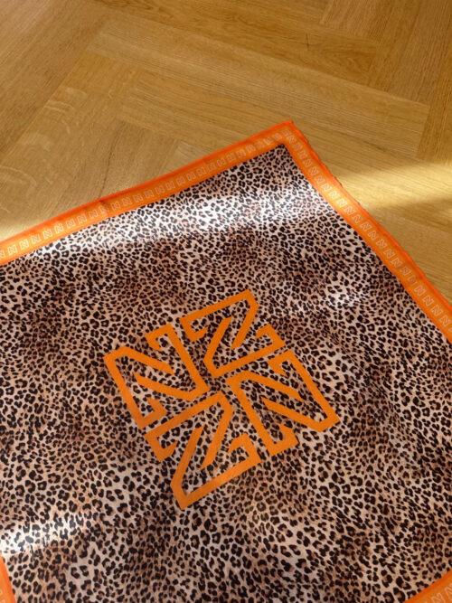 NIKKIE DUTCHIE SCARF