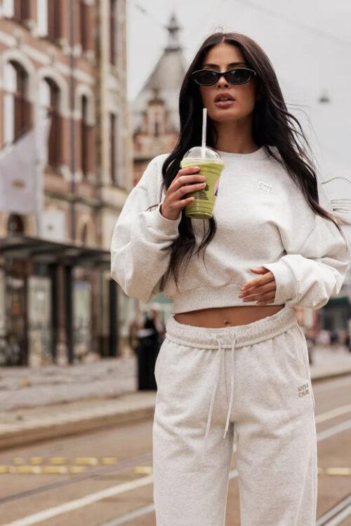 UNIQUE THE LABEL PEGGY CROPPED SWEATER